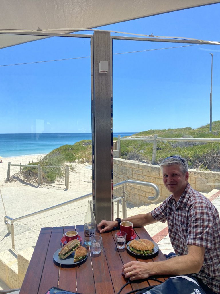 With warm weather most of the year, Perth is the ideal place for outdoor activities and outdoor cafes. The key to enjoying a stay in Perth is to chill out and enjoy hanging out in the warmth.