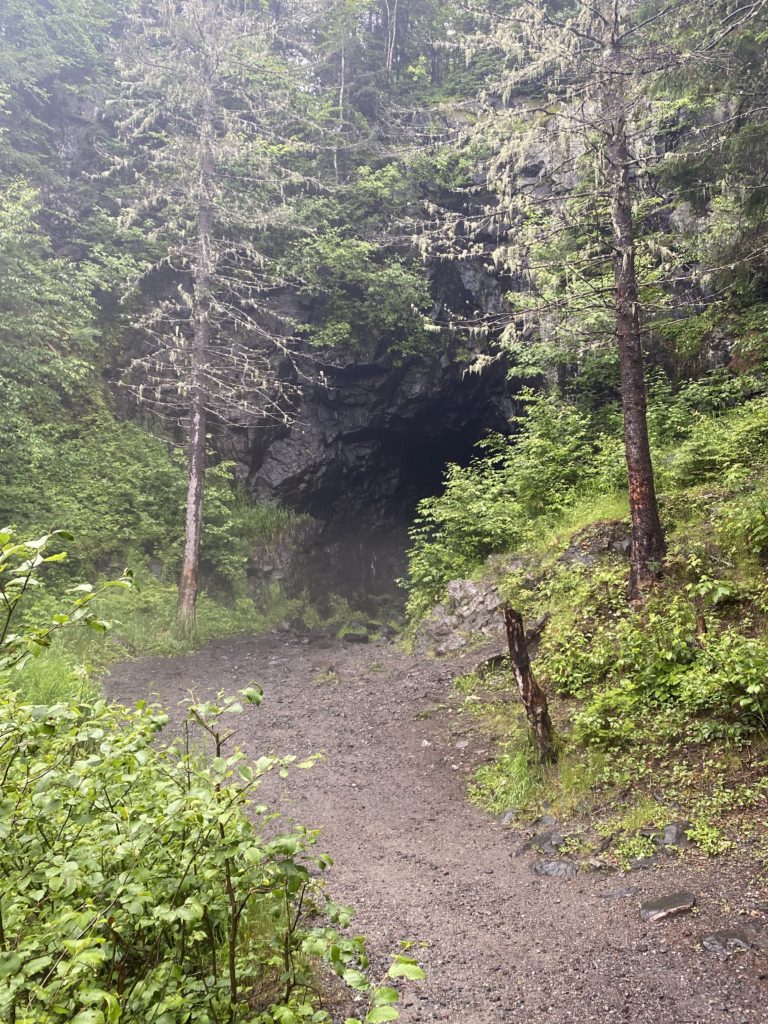 Grotte du Lac Lamothe