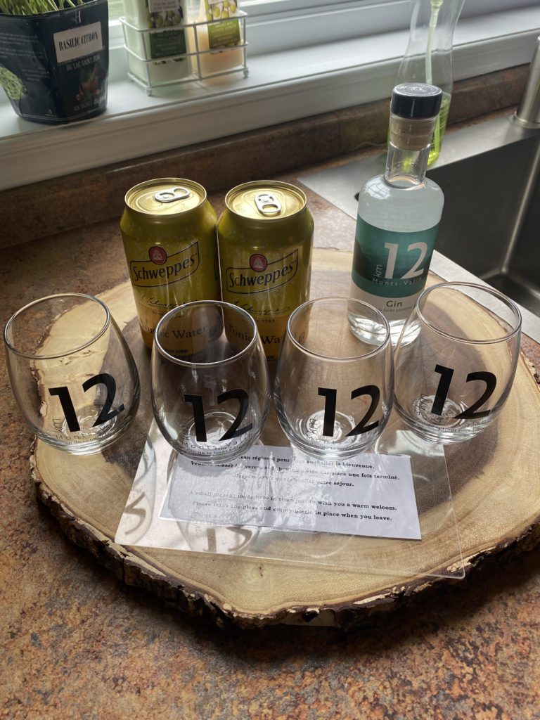 Our Quebec travels continued in the Laurentian mountains on the north west side of the St Lawrence River (aka le Fleuve) in Saguenay and Charlevoix regions.